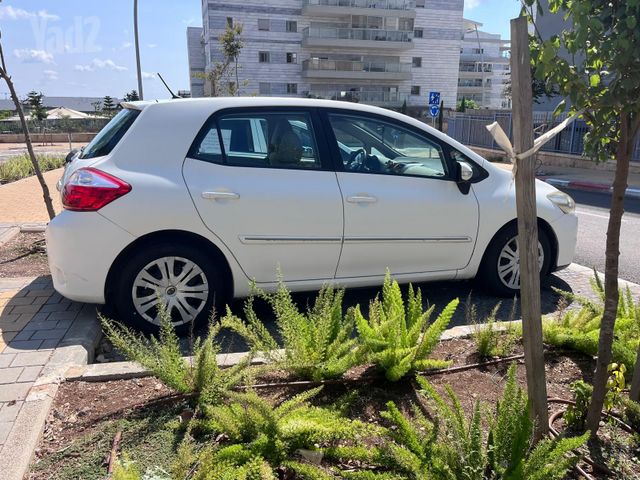 טויוטה אוריס