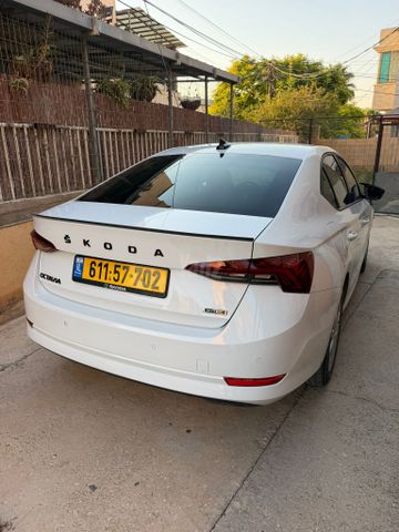 סקודה אוקטביה