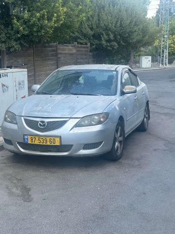 מאזדה 3