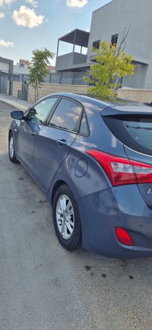 יונדאי i30
