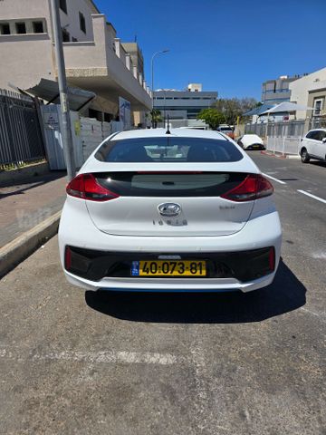 יונדאי איוניק