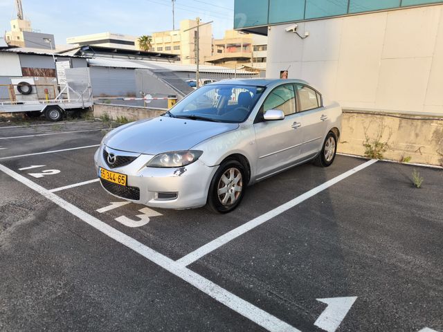 מאזדה 3