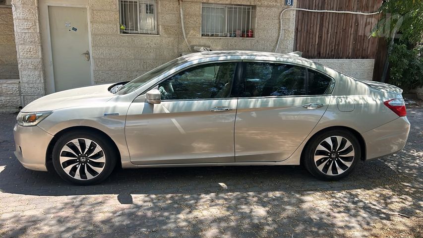 מודעת רכב הונדה אקורד