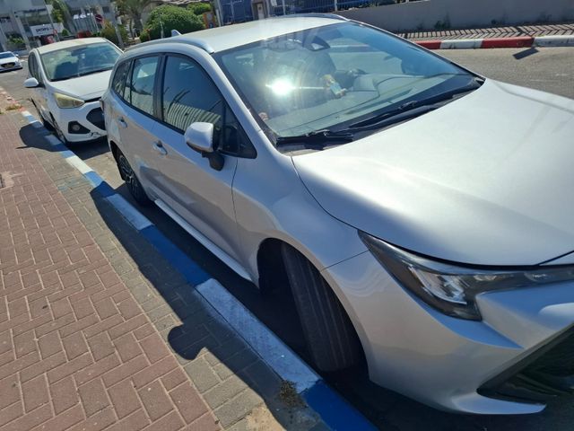 מודעת רכב טויוטה קורולה