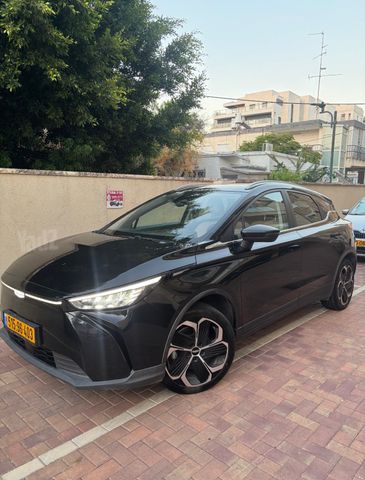 ג׳ילי Geometry C