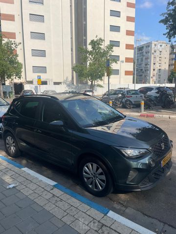 סיאט ארונה