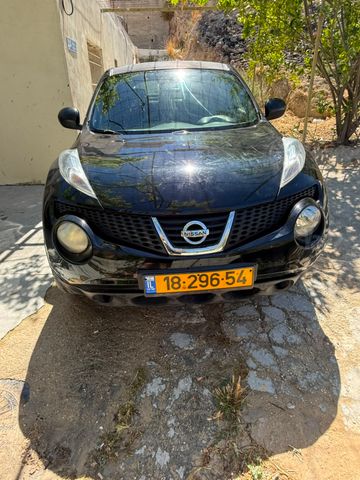 ניסאן ג'וק