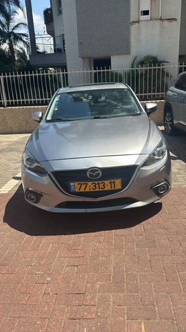 מאזדה 3