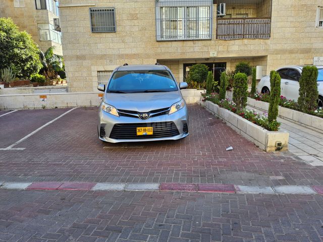 טויוטה סיינה
