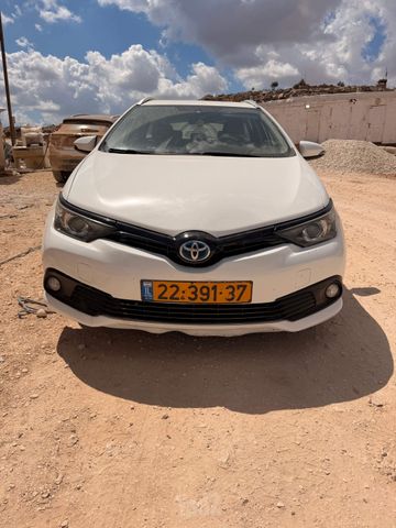 מודעת רכב טויוטה אוריס