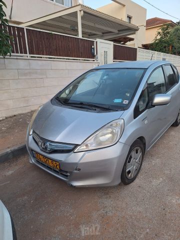 מודעת רכב הונדה ג'אז