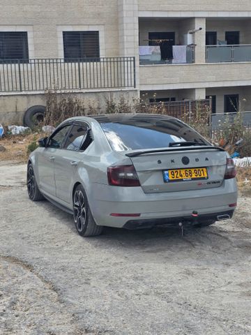 סקודה אוקטביה