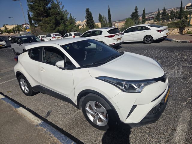 טויוטה C-HR