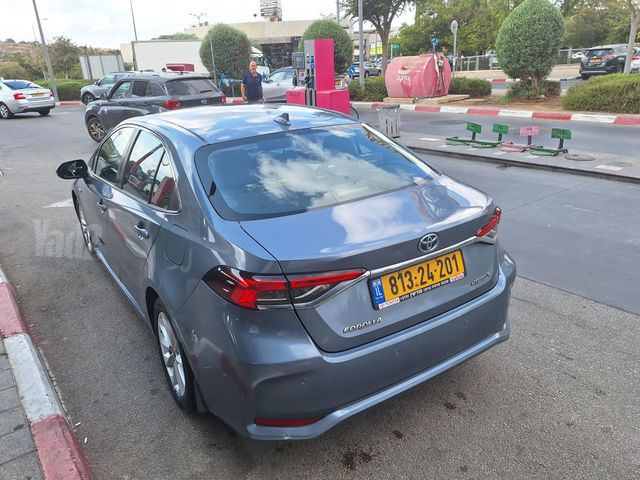 טויוטה קורולה