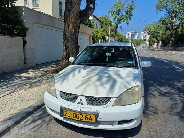מודעת רכב מיצובישי לנסר