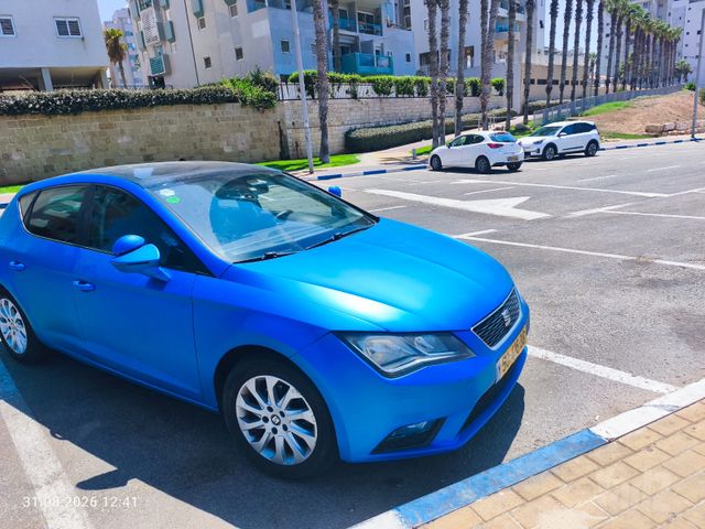 מודעת רכב סיאט לאון