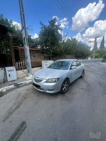 מודעת רכב מאזדה 3