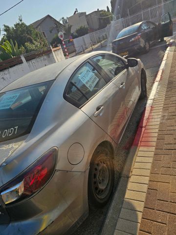 מודעת רכב מאזדה 3