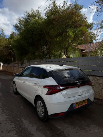 יונדאי i20
