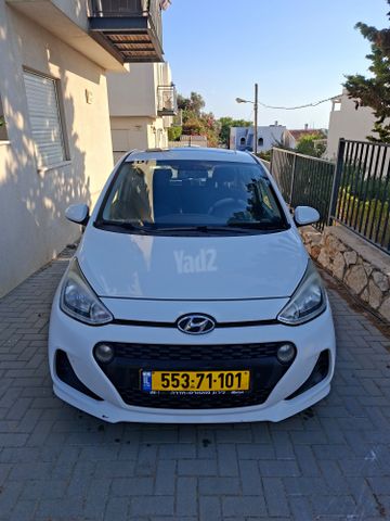 יונדאי i10