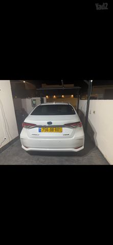 טויוטה קורולה