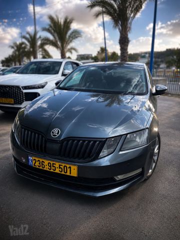 סקודה אוקטביה