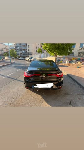 רנו מגאן