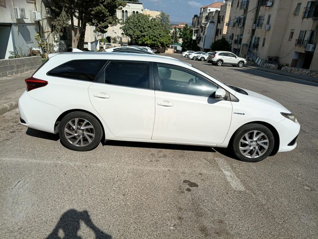 טויוטה אוריס