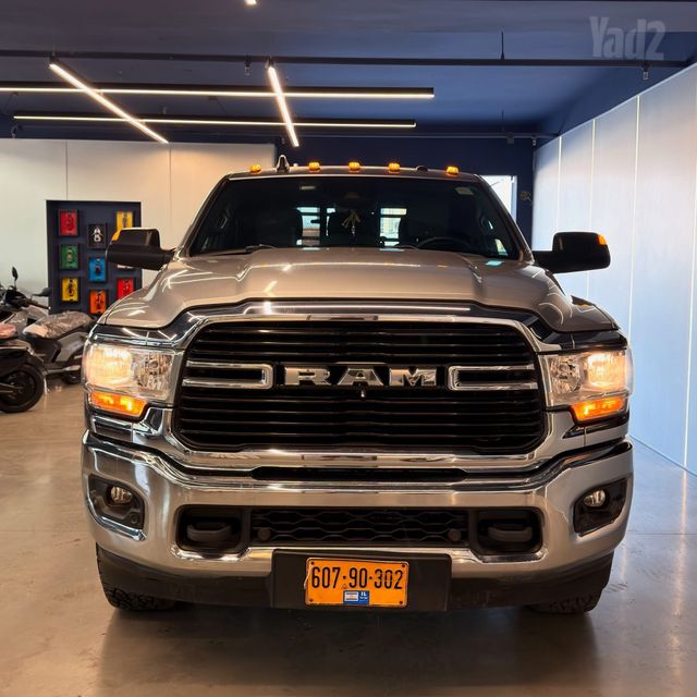2500 Laramie RB אוט׳ 6.7 (370 כ״ס) [2019-2021]