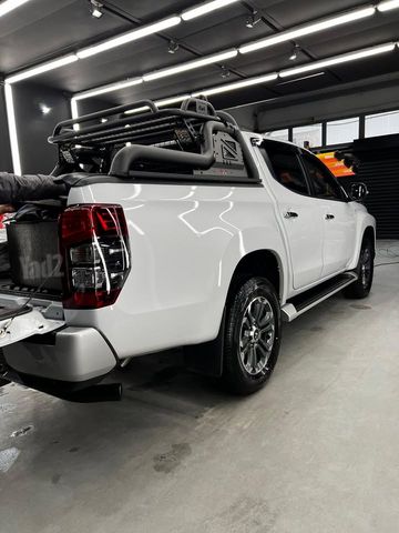 מיצובישי טרייטון / L200