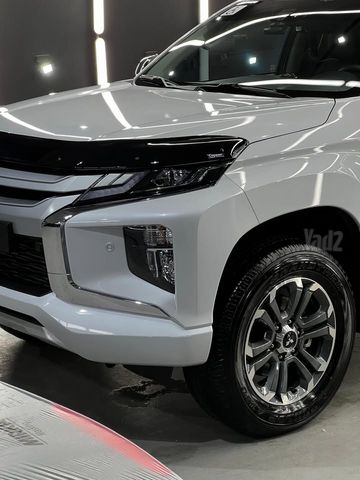 מיצובישי טרייטון / L200
