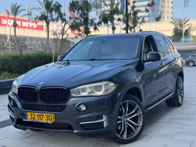 ב מ וו X5