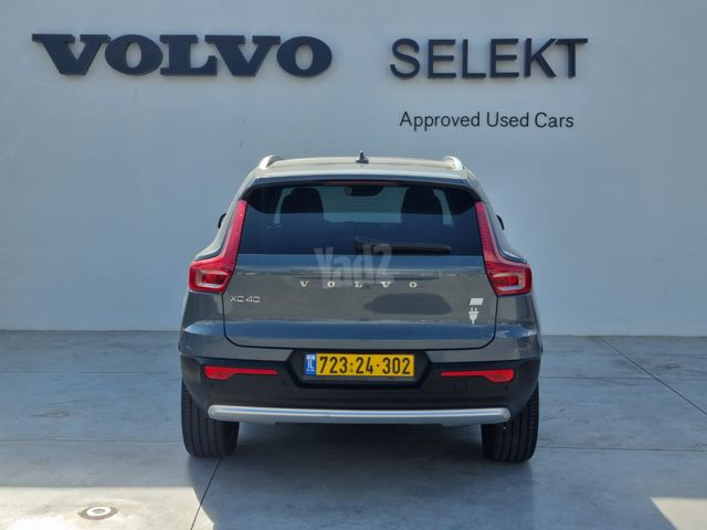 וולוו XC40