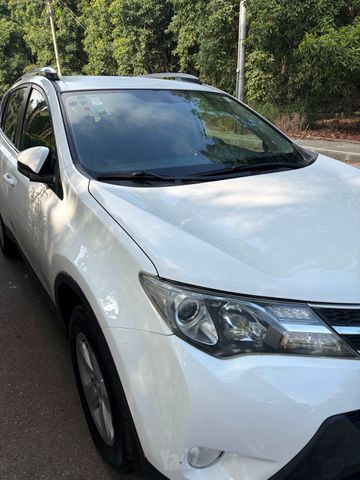טויוטה RAV4