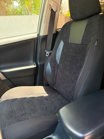 טויוטה RAV4
