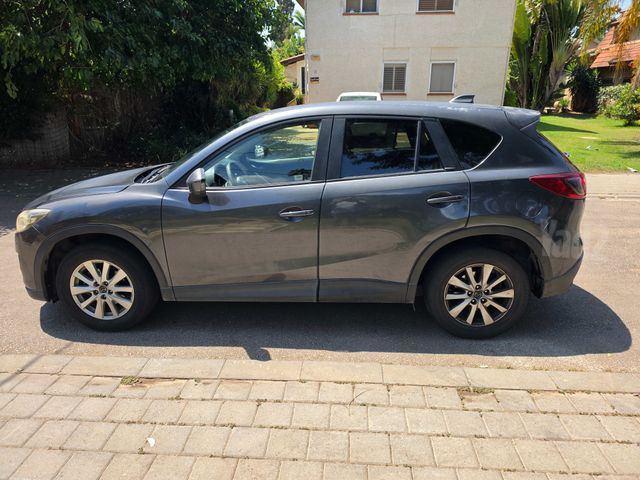 מודעת רכב מאזדה CX-5