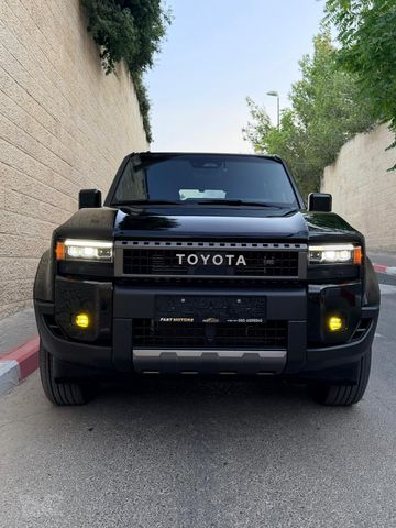 טויוטה לנד קרוזר