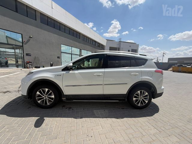 מודעת רכב טויוטה RAV4
