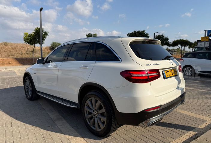 מרצדס-בנץ GLC