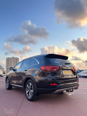קיה סורנטו