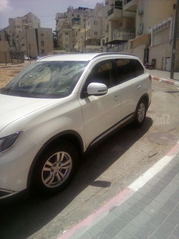מודעת רכב מיצובישי אאוטלנדר
