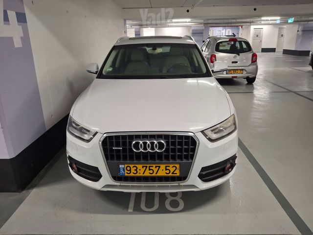 אאודי Q3