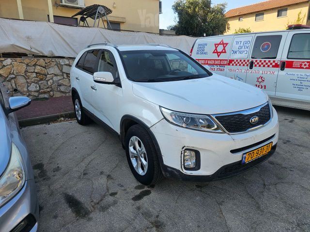 מודעת רכב קיה סורנטו