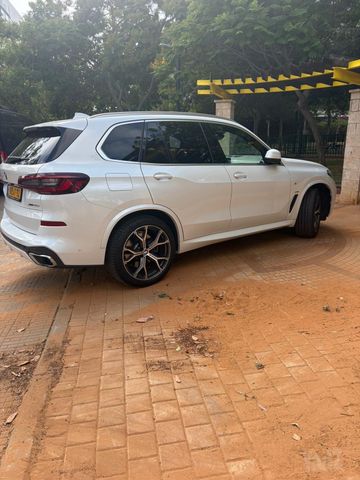 ב מ וו X5
