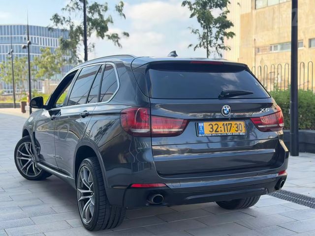 מודעת רכב ב מ וו X5