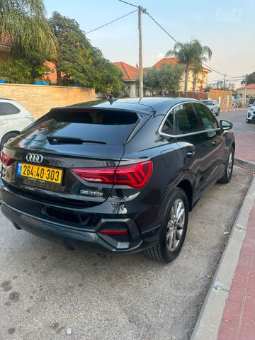 אאודי Q3