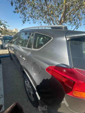 מודעת רכב טויוטה RAV4