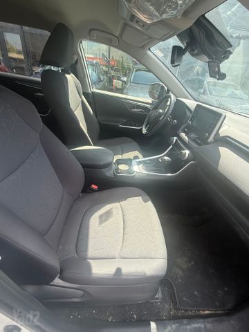 טויוטה RAV4