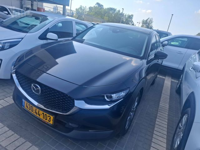 מאזדה CX-30