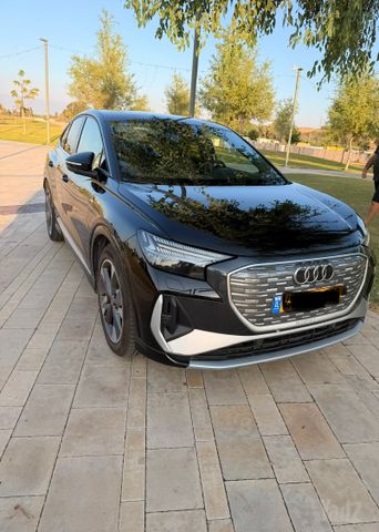 אאודי Q4 e-tron